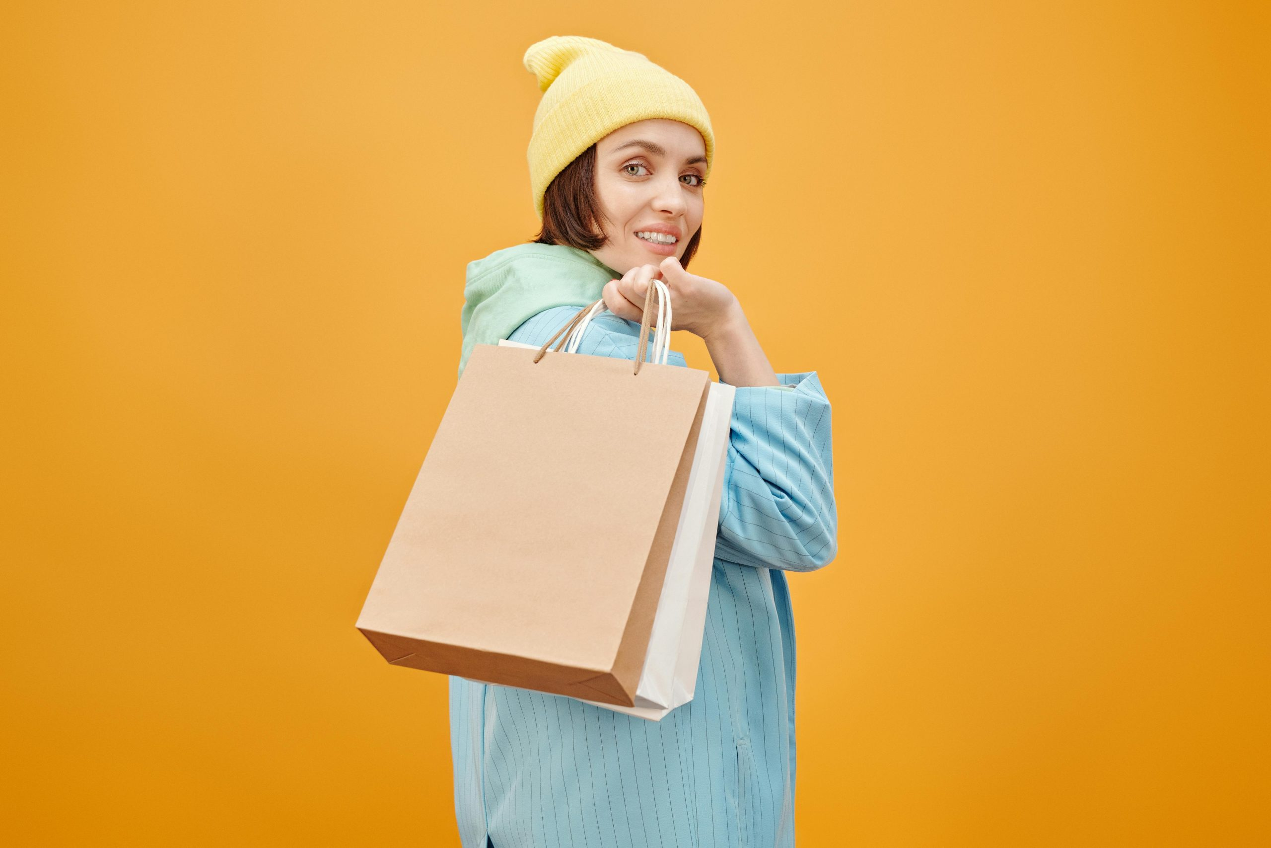Analyzing the Financial Models of Subscription Boxes in Fashion Retail